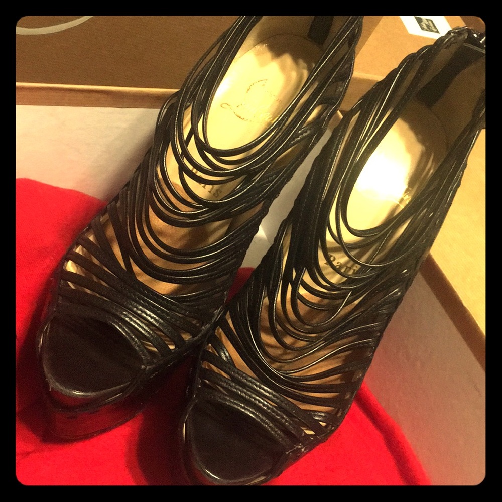 Zoulou Christian Louboutin only wore once